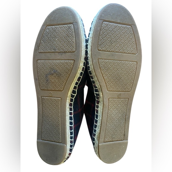 Tory Burch Color Block Wool
Espadrille Flats - Picture 2 of 4